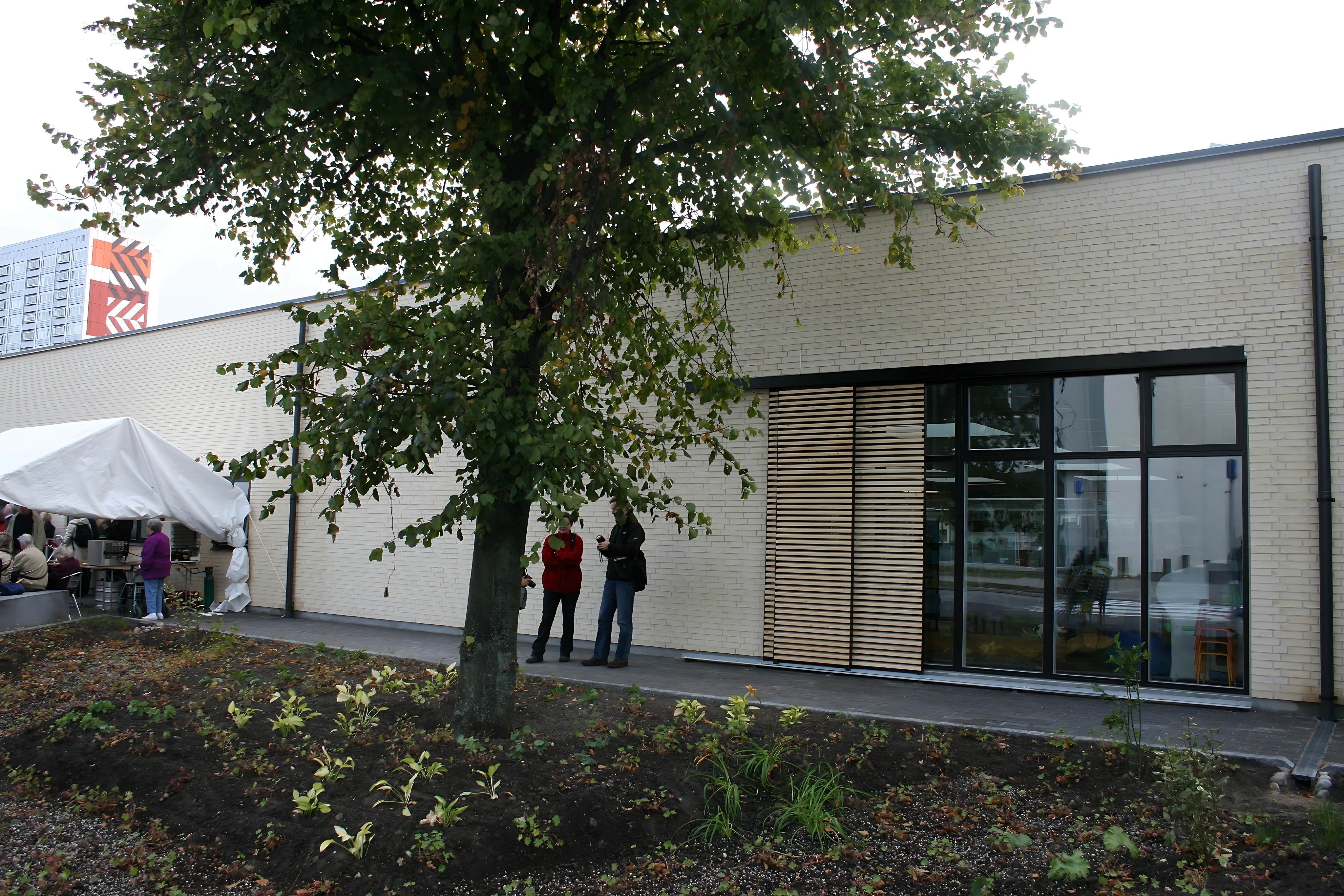 Solafskærmning på biblioteksbygning
